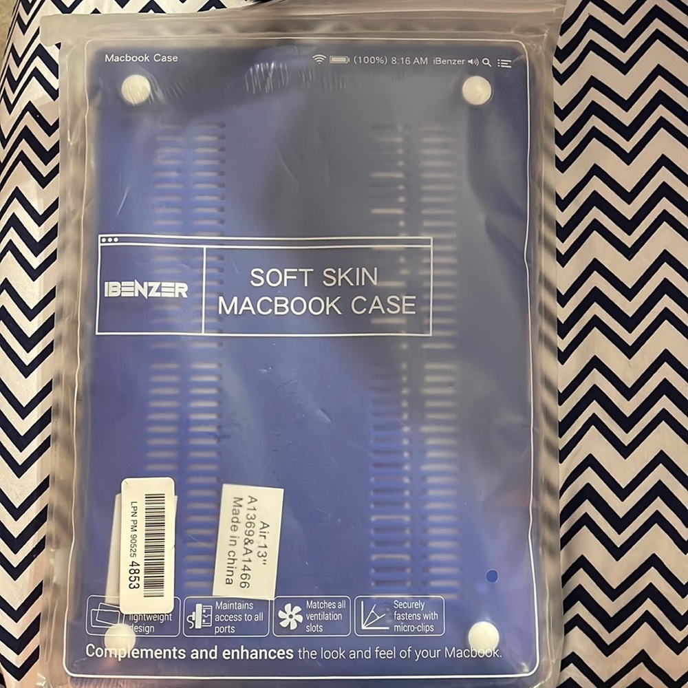 MacBook Air 13inch case w/ keyboard cover